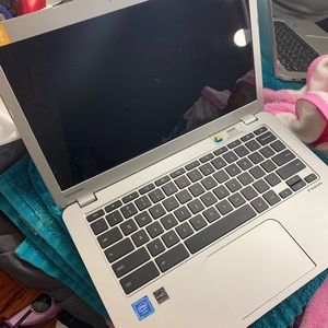Chrome Toshiba laptop
